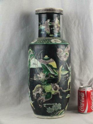 17.  5 " 19th C Chinese Porcelain Famille Verte Noir Warriors Horses Rouleau Vase