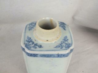 18TH C CHINESE PORCELAIN BLUE & WHITE SQUARE TEA CANISTER AND COVER 6