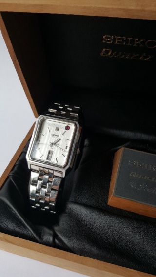 Vintage Seiko Quartz Watch/ V.  F.  A.  Quartz 3923 - 5020 Ss Flashing Second 1974