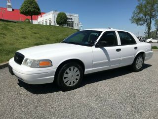 2011 Ford Crown Victoria LX 7