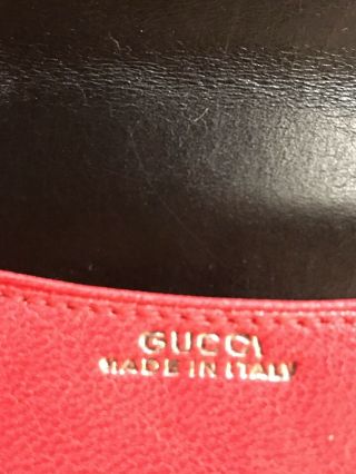 Gucci Vintage Black Crimson Leather French Style Gold Hand Clasp Closure Wallet