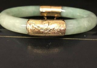 Vintage Chinese Light Green Jadeite Jade Hinged Bangle