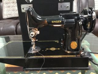 1948 Singer 221 Feather Weight Sewing Machine With Antique Collectible 7