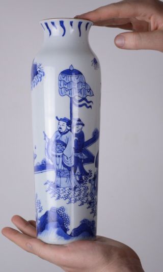 Perfect Antique Chinese 17th C Transitional Blue And White Figural Sleeve Vase 2