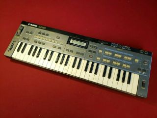 Casio Cz - 100 Vintage Phase Distortion Synthesizer Keyboard