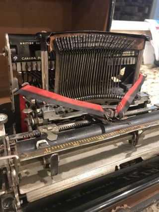 Antique Imperial Model D Typewriter 9