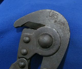 US WWII 1945 WIRE CUTTER marked 2