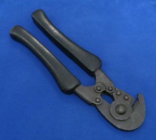 US WWII 1945 WIRE CUTTER marked 5