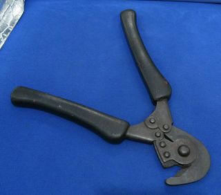 US WWII 1945 WIRE CUTTER marked 7