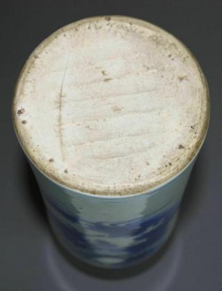 Large Blue and White Vase - Finely Painted - Incised Pattern - ca.  45 cm 12