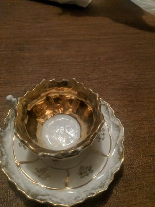 Vintage 3 Footed Hand Painted Gold Trim Porcelain Tea Cup 2
