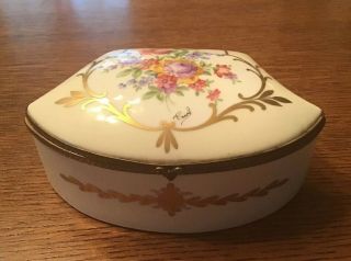 ANTIQUE FRENCH HAND PAINTED & SIGNED LARGE PORCELAIN JEWELRY BOX JEWELRY CASKET 4