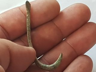 Extremely Rare Large Ancient Roman Bronze Fish Hook 2500 - 1500 Bc 4.  0 Gr.  55 Mm