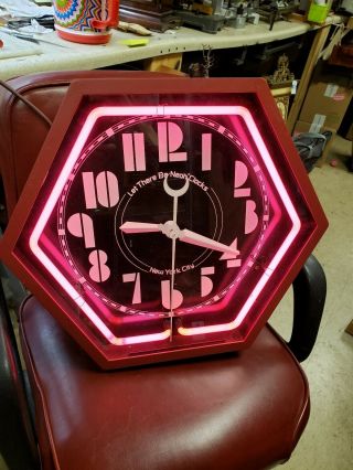 Neon Clock Vintage