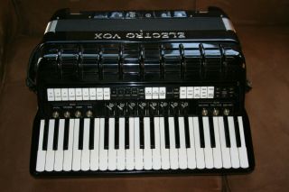 Accordion - Universal Electrovox Keyboard Accordion 1970s Vintage