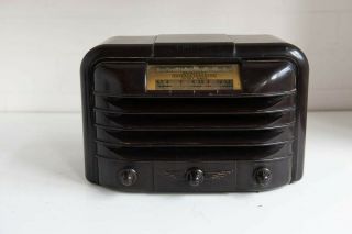 RCA Art Deco Bakelite Radio Vintage and collectable 2
