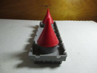 Marx Tin Litho Castle Robin Hood Playset Red Grey Plastic Long Roof Part 2