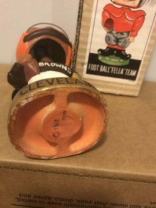 Rare CLEVELAND BROWNS Black Player Toes Up Nodder Bobblehead With Box 6