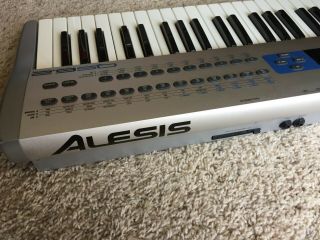 ALESIS QS 6.  2 61 KEYS VINTAGE SYNTHESIZER,  fully functional 5