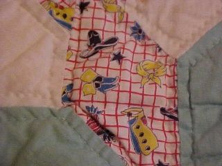 VINTAGE HAND PIECED QUILT,  MULTICOLORED FISH SHAPED STARS DESIGN 6