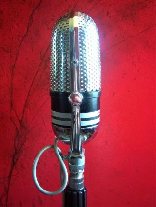 Vintage 1960 ' s Realistic 33 - 929 crystal microphone pill Japanese old RCA w stand 4