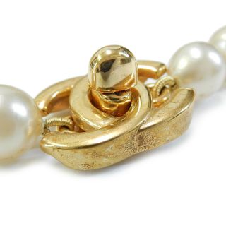 CHANEL Gold Plated CC Logos Imitation Pearl Vintage Necklace 4608a Rise - on 4