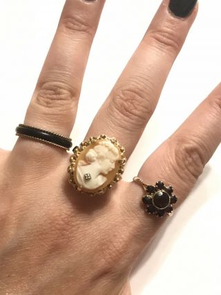 Vintage Heavy 14k Yellow Gold Carves Cameo Diamond Big Cocktail Ring 5.  1 Grams