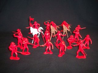 Marx reissue set of 20 Alamo Mexican soldiers presidio type in RED w/ horses 2
