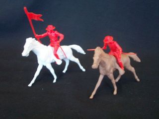Marx reissue set of 20 Alamo Mexican soldiers presidio type in RED w/ horses 4