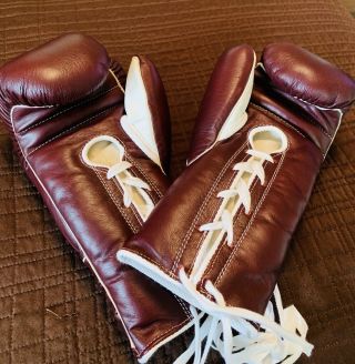 Rare Vintage Flores Boxing Fight Gloves 3