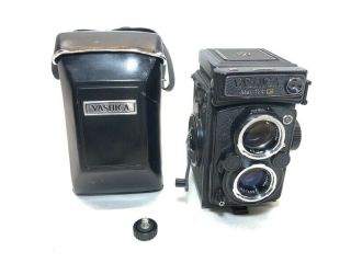 Vintage Yashica Mat - 124g Medium Format Tlr Film Camera W / Case (cmp014556)