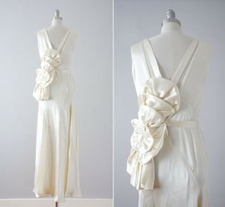 Vintage 1930 ' s Ivory Satin Floral Appliqué Wedding Dress - Art Deco Bridal Gown 3