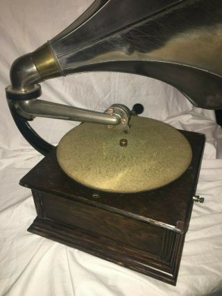 Antique STANDARD MODEL A DISC Columbia PHONOGRAPH Record Player & Records 9