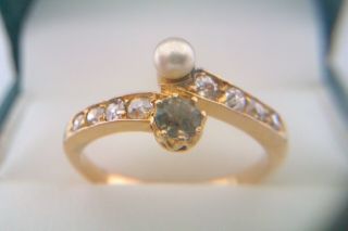 Rare 18ct Gold Pearl Peridot & Old Cut Diamonds Victorian Ladies Ring Circa 1879