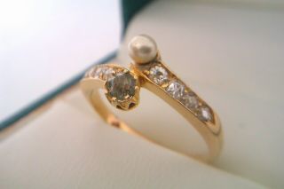 Rare 18ct Gold Pearl Peridot & Old Cut Diamonds Victorian Ladies Ring Circa 1879 2