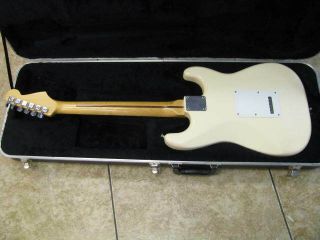 FENDER MIM Mexican Standard Stratocaster Guitar Vintage White w/case left handed 5
