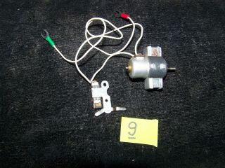 9,  Japan N.  O.  10 Dc (2) Toy Battery Motors Nos.  1960 Es,  With Switch,  1.  5 Volts