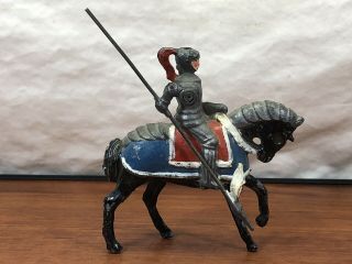 Vintage Antique Die - Cast Metal Mid Evil English Knight On Horseback Toy 4