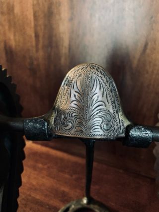 VINTAGE CHISELED STERLING SILVER CHIEF ' S MOTIF CHEEK SHOW BIT MAKER MARKED 6
