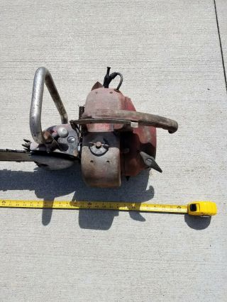 Mall 12A 2 man chainsaw,  running,  collector mall two man vintage chainsaw 10