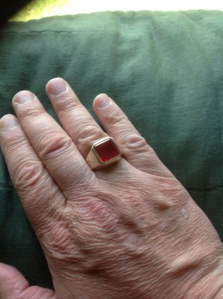 Mens Vintage 10k Gold Ring Ruby ?