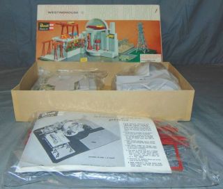RARE Revell Level The Westinghouse Nuclear Power Station Atomic Plant 1550 - 695 4