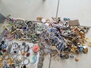 13 lbs of vintage rhinestone Jewelry for Harvesting crafts 11