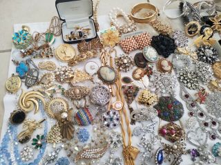 13 lbs of vintage rhinestone Jewelry for Harvesting crafts 3
