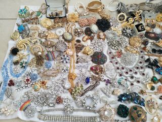13 lbs of vintage rhinestone Jewelry for Harvesting crafts 6