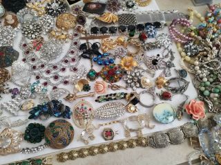13 lbs of vintage rhinestone Jewelry for Harvesting crafts 9