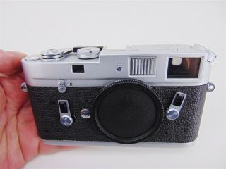 Vintage Leica M4 35mm Rangefinder Film Camera Body Only No.  1232802 11