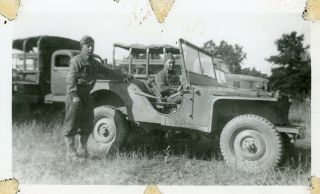 Org Wwii Photo: American Gi’s With Willy’s Jeep