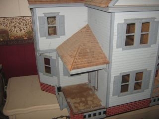 RARE,  VINTAGE,  VERY LARGE DOLL HOUSE 1920s WOOD HAND MADE 2