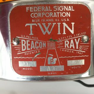 Vintage Federal Signal Corp Model 11 Twin Beacon Ray Light Amber Gumball Light 2